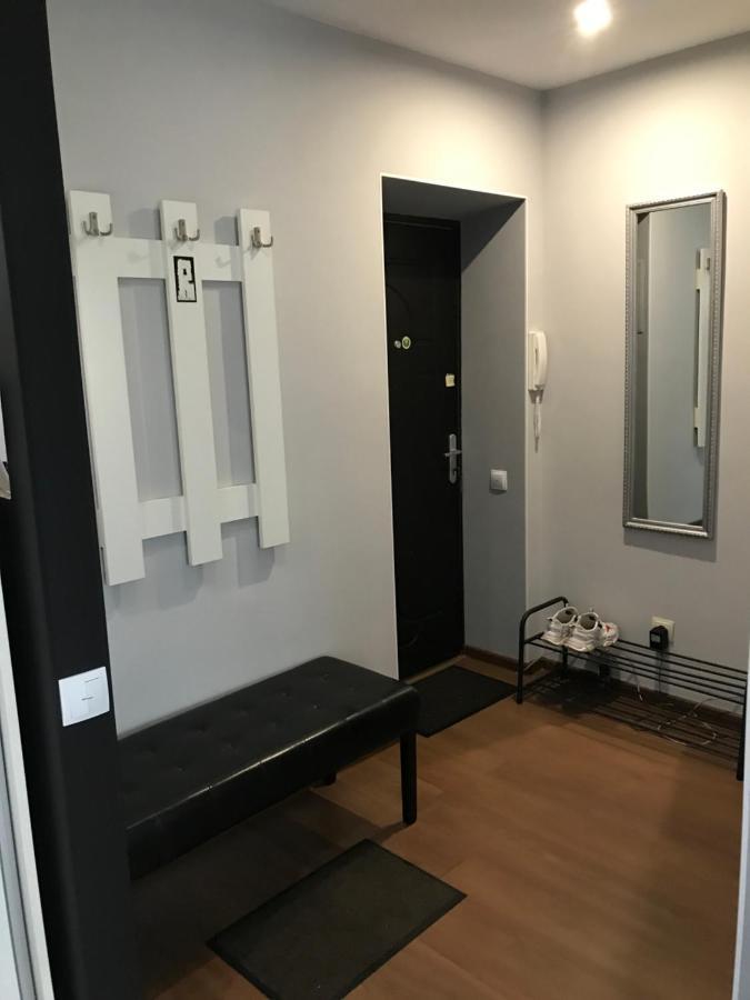 Art Apartment Zhytomyr Exterior photo